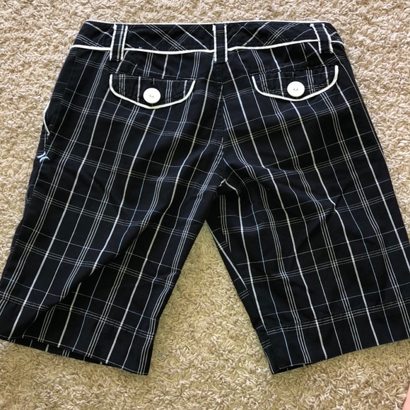Hurley women's shorts size 3 - Picture 2 of 4